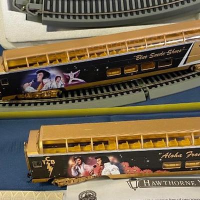Elvis Presley King of Rock and Roll Train Collection