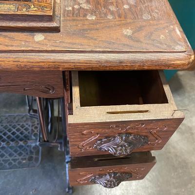 Vintage Sewing Machine in Cabinet