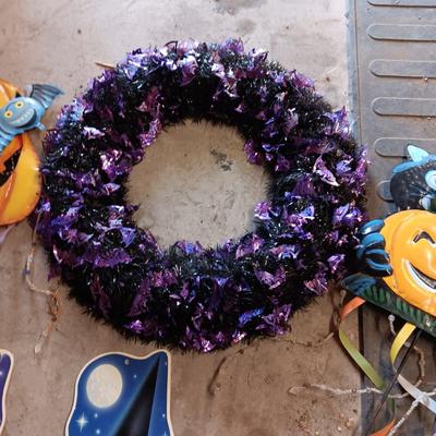 OUTDOOR HALLOWEEN DECORATIONS