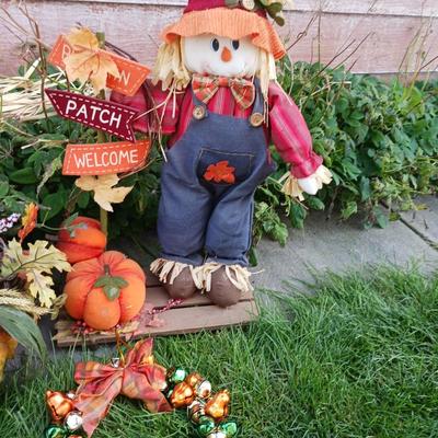 THANKSGIVING DECOR