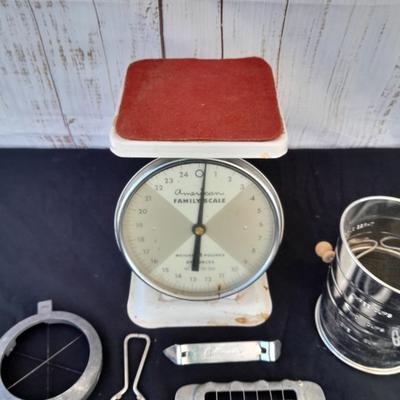 Vintage Kitchen scale with an assortment of vintage kitchen items