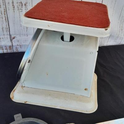 Vintage Kitchen scale with an assortment of vintage kitchen items