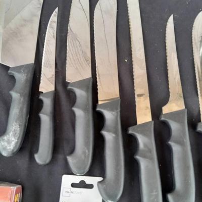 Rogers Knife set - Brand new peeler - Maxine Spreaders and Baker's secret round cake pan