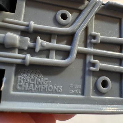 Cast Iron New York World’s Fair Greyhound Lines Bus Trolley and More (LR-DZ)