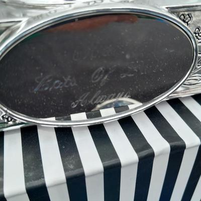 Gifts for mom - Moms are super special! Watch - picture frame water globe - heart with arrows