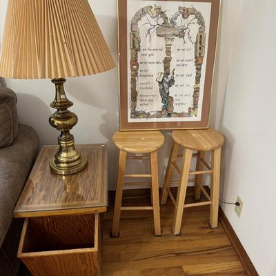 Magazine table
