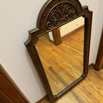 Hanging mirrors
