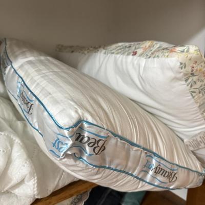 Misc linens