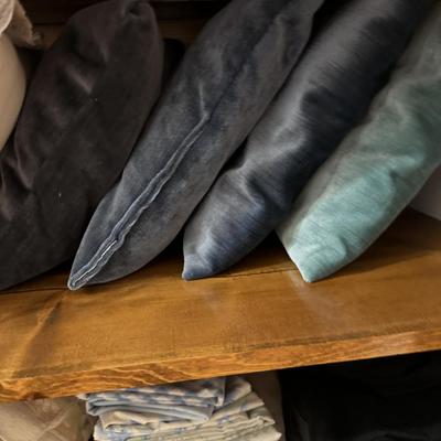 Misc linens