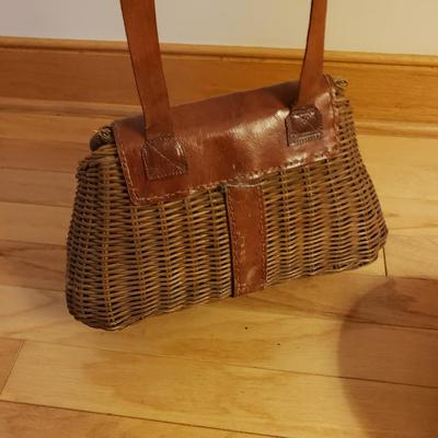 Fishing Creel Basket and Galvanized Minnow Bait Bucket (B1-KD)