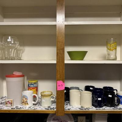 Coffee cups and glass cups