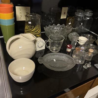 Miscellaneous dishes and glassware