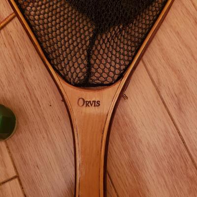 NIB Columbia Chest Bag, Cebela's/Orvis Nets and More (B1-KD)