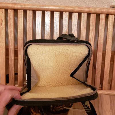 NIB Columbia Chest Bag, Cebela's/Orvis Nets and More (B1-KD)