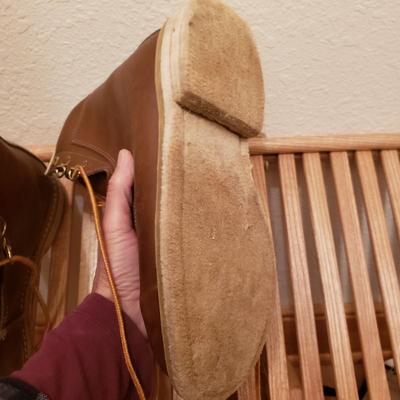 NIB Columbia Chest Bag, Cebela's/Orvis Nets and More (B1-KD)