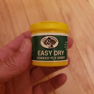 NIB Columbia Chest Bag, Cebela's/Orvis Nets and More (B1-KD)