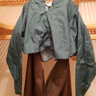 Simms/Columbia Fly Fishing Vests, Red Ball Waders and More (B1-KD)