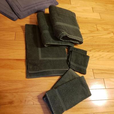 Canon, Fieldcrest and Target Home Towels, Bath Mats and More (B1-KD)