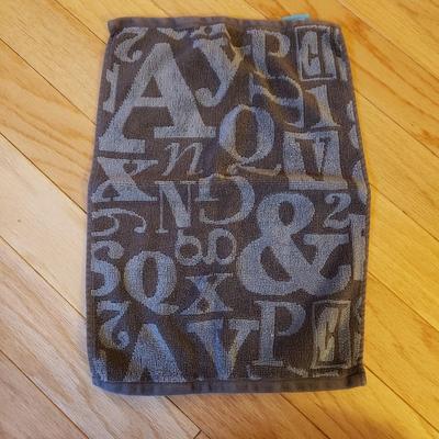 Canon, Fieldcrest and Target Home Towels, Bath Mats and More (B1-KD)