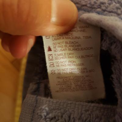 Canon, Fieldcrest and Target Home Towels, Bath Mats and More (B1-KD)