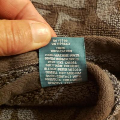 Canon, Fieldcrest and Target Home Towels, Bath Mats and More (B1-KD)