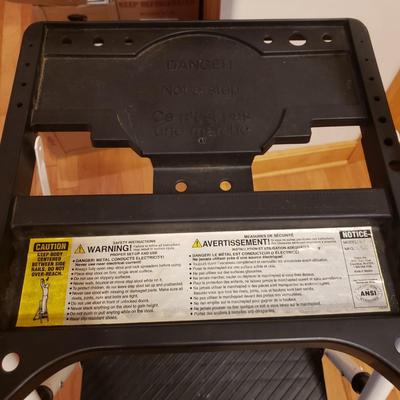 Gorilla Hybrid Ladder and Cosco Step Ladder (LLR-KD)