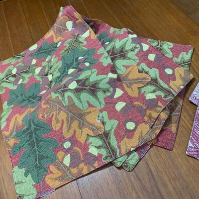 Mostly Fall Holiday Dining Linens Lot -Tablecloths Placemats