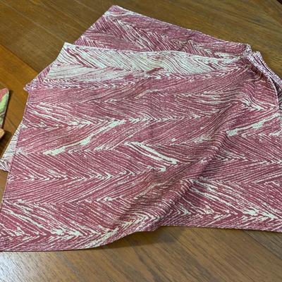Mostly Fall Holiday Dining Linens Lot -Tablecloths Placemats