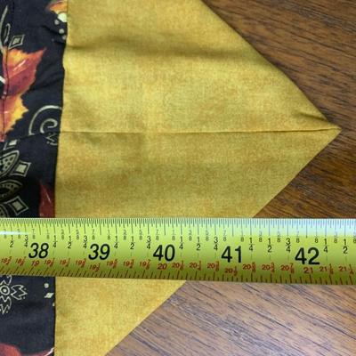 Mostly Fall Holiday Dining Linens Lot -Tablecloths Placemats