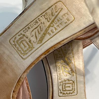 1940’s Turrell Wedding Shoes & Two Hats