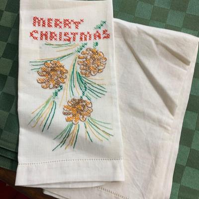 Large Tub - Christmas Dining Linens Lot - Table Runners Tablecloths Napkins Placemats