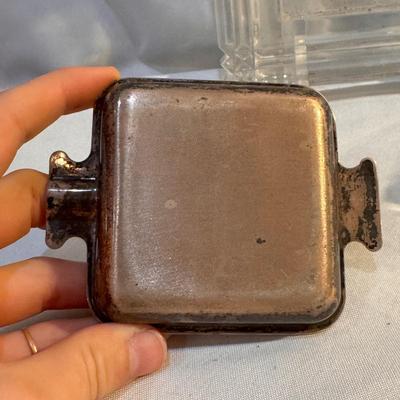 Collectible Souvenir Matches, Ash Trays, and Playing Cards (LR-DZ)