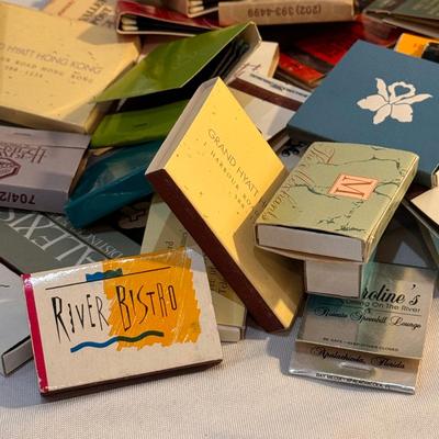 Collectible Souvenir Matches, Ash Trays, and Playing Cards (LR-DZ)