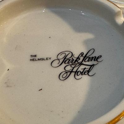 Collectible Souvenir Matches, Ash Trays, and Playing Cards (LR-DZ)