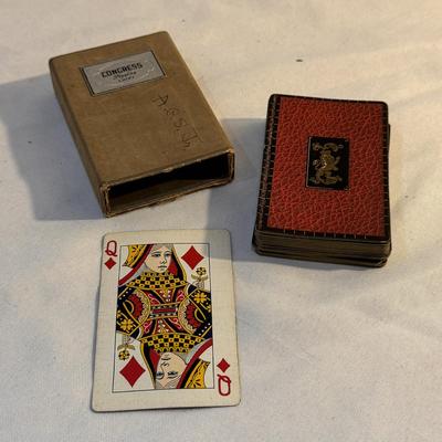 Collectible Souvenir Matches, Ash Trays, and Playing Cards (LR-DZ)