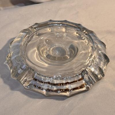 Collectible Souvenir Matches, Ash Trays, and Playing Cards (LR-DZ)