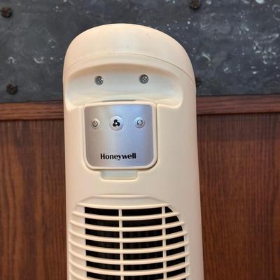 Two Honeywell Tower Fans (LR-DZ)