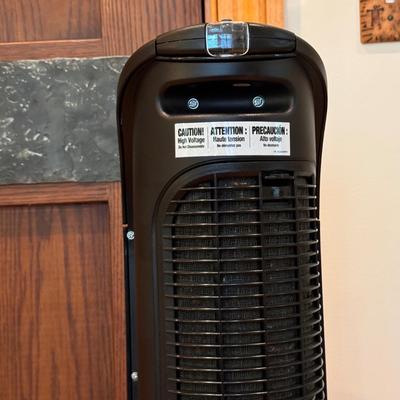 Two Honeywell Tower Fans (LR-DZ)