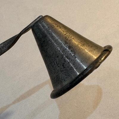 Metal Candlestick Holders and Other Candle Accessories (LR-DZ)