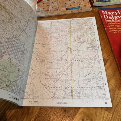 Handful of Atlas and Gazetteer Maps (O-DZ)