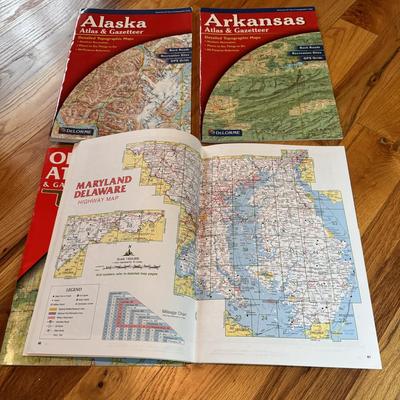 Handful of Atlas and Gazetteer Maps (O-DZ)