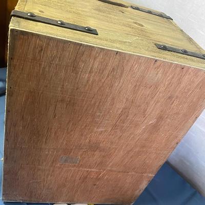 Wooden Star Box