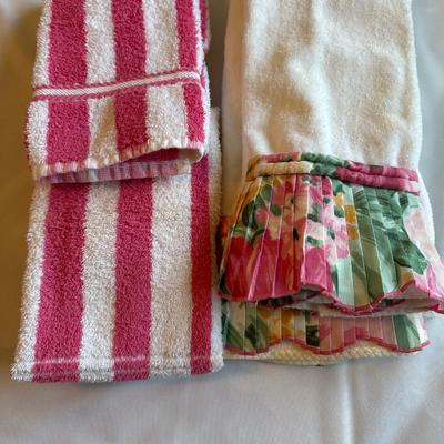 Pink hand towel set