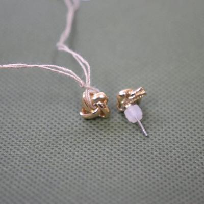 Golden knot earrings