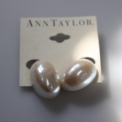 Ann Taylor Large oblong earrings