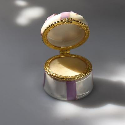 Porcelain Trinket Hinged Box White w/Purple Bow Gold Metal Trim