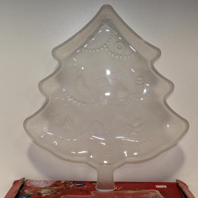 Frosted Christmas Tree Plate 7.5" Celebrations Crystal Clear Pressed Glass Dish