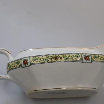 Vintage Gravy boat with gold trim, hand painted porclean