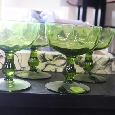 Set of 4 Green Champagne Glasses