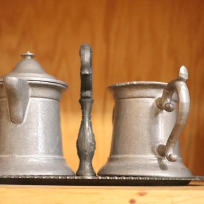 Vintage creamer and sugar set with stand